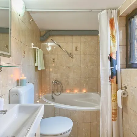 Sea View Pensionat Pula